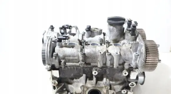 Volkswagen Polo VI Engine head 