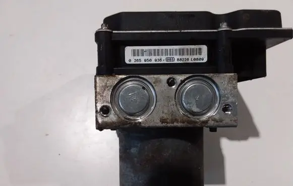 Audi A5 8T 8F ABS Pump 8K0907379R 8K0614517BF