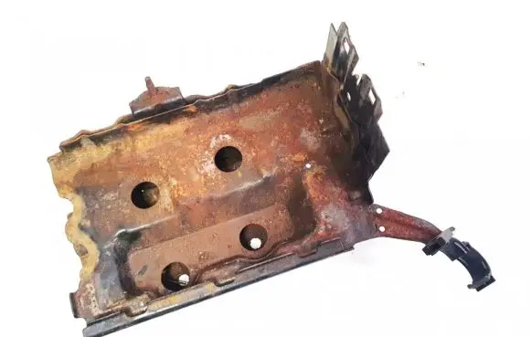 Nissan Primera Battery box tray 