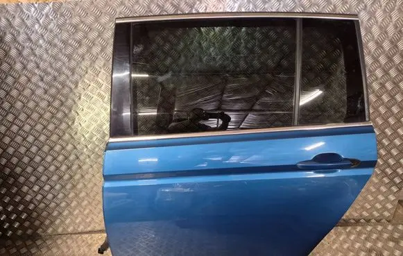 Volkswagen Touran III Rear door 5TA833311N 5TA971693A 5TA939915