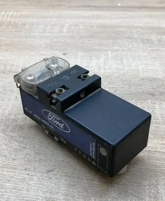Ford Galaxy Coolant fan relay 95VW8653AA 7MO000317