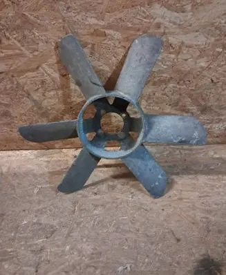 Mercedes-Benz 280 450 W116 Fan impeller 1082050206