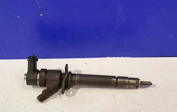 Volvo S60 Fuel injector 0445110078 8658351