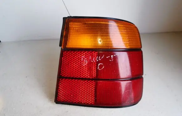 BMW 5 E34 Rear/tail lights 63215R6