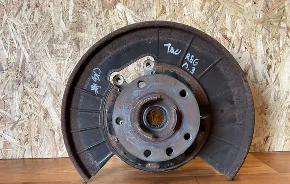 Volkswagen Touareg II Rear wheel hub