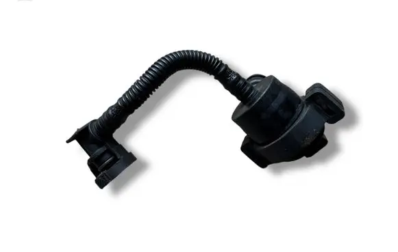 BMW 1 E81 E87 Breather valve 7551262