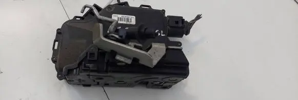 Audi A6 S6 C5 4B Rear door lock 8307997
