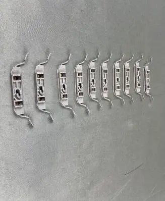 BMW 3 G20 G21 Glass fitting brackets 51317437711