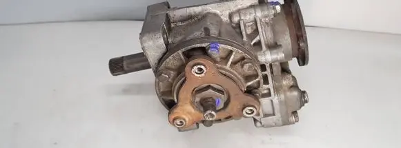 Gearbox transfer box case
