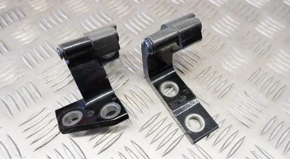 Lexus RX 450H Rear door hinge set 6871048010 6873048010