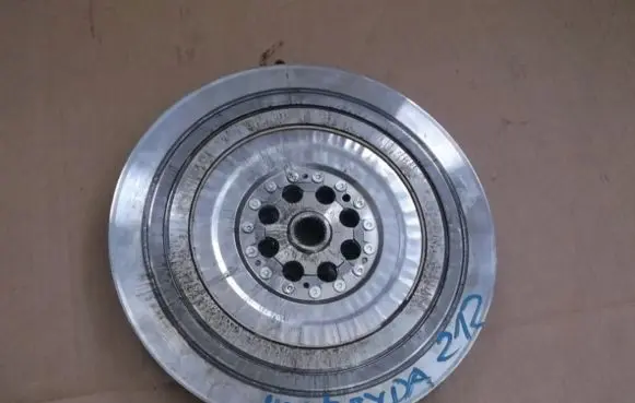 Mercedes-Benz E W212 Dual mass flywheel A6510301403