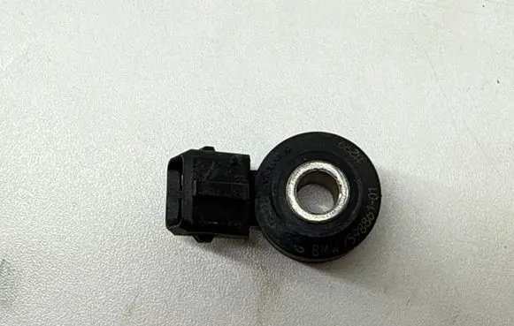 BMW 5 F10 F11 Detonation knock sensor 7598861