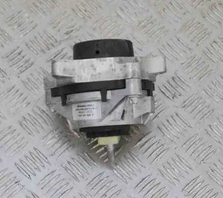 BMW 3 F30 F35 F31 Engine mount bracket 4095141