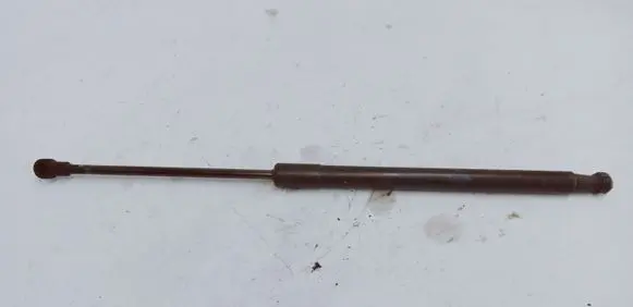 Toyota Auris 150 Tailgate/trunk strut/damper 6896002081
