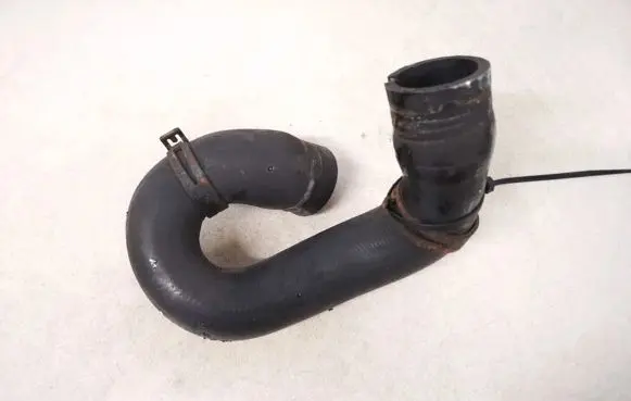 Opel Zafira A Engine coolant pipe/hose 24421116