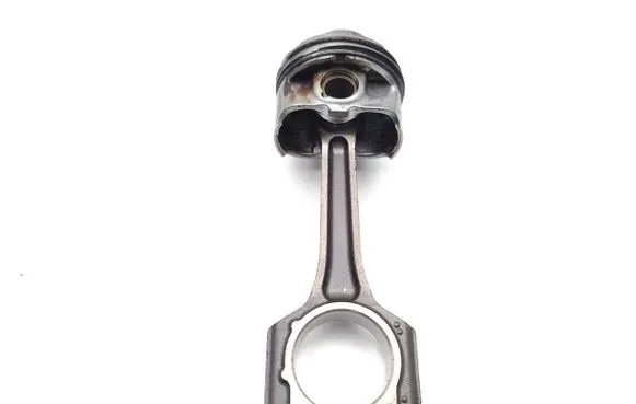 Suzuki SX4 Piston with connecting rod 9HX