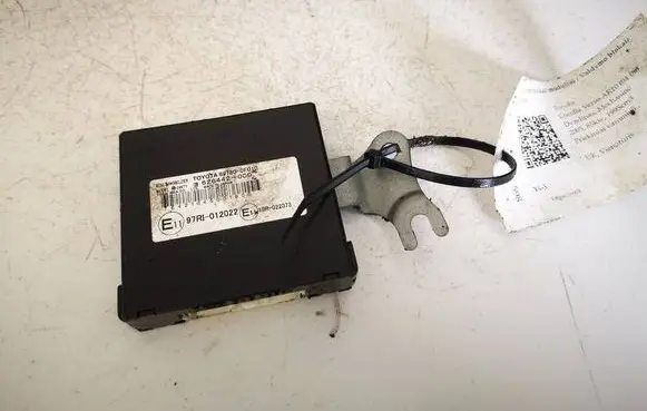 Toyota Corolla Verso AR10 Immobilizer control unit/module 897800F010