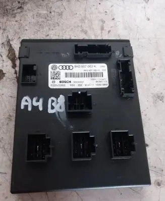 Audi A4 S4 B8 8K Comfort/convenience module 8K0907063K 06030001