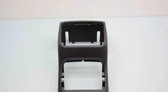 Skoda Octavia Mk4 Other center console (tunnel) element 5E3857289