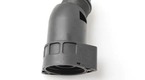 Volkswagen Golf VII Coolant pipe/hose 04L131111M
