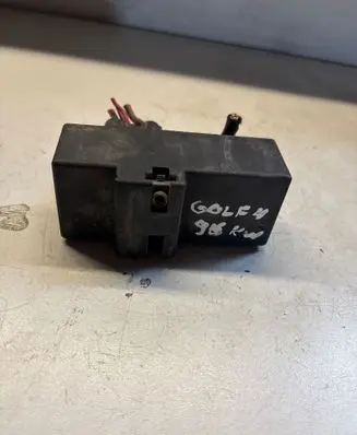 Volkswagen Golf IV Coolant fan relay 1J0919506K 898972000