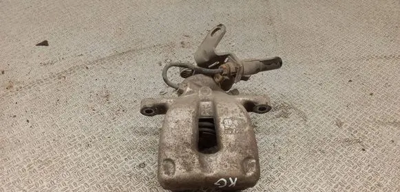 Volkswagen Jetta V Rear brake caliper 