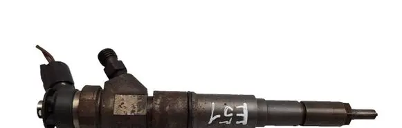 BMW 3 E90 E91 Fuel injector 7789661