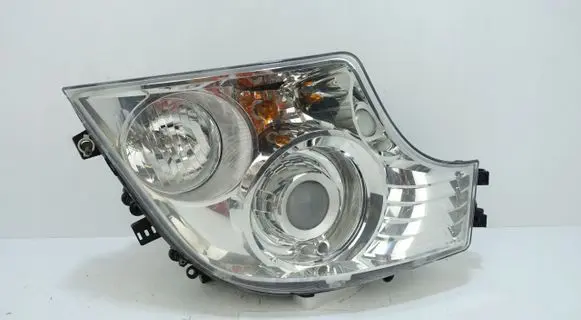 Mercedes-Benz C W205 Headlights/headlamps set A9608200839