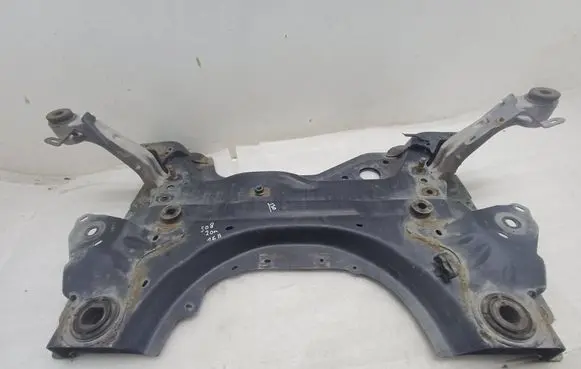 Peugeot 508 II Front subframe