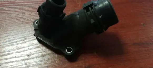 BMW 5 E60 E61 Engine coolant pipe/hose 7800048