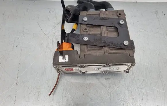 Volkswagen Golf VII Electric engine pre-heating system (optional) 12E963231F 12E.963.231.F