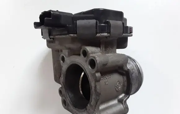 Peugeot 508 Throttle valve 9673534480