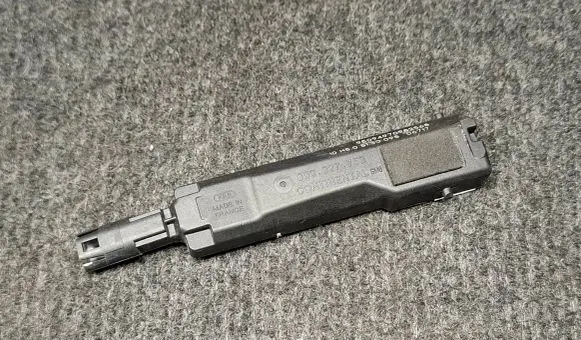 Audi A4 S4 B9 Keyless system antenna 8W0927753