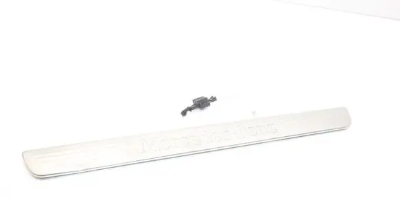 Mercedes-Benz A W176 Front sill trim cover A2466805400