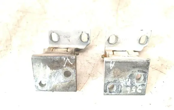 Front door hinge set