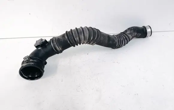 BMW X1 E84 Intercooler hose/pipe 7607941