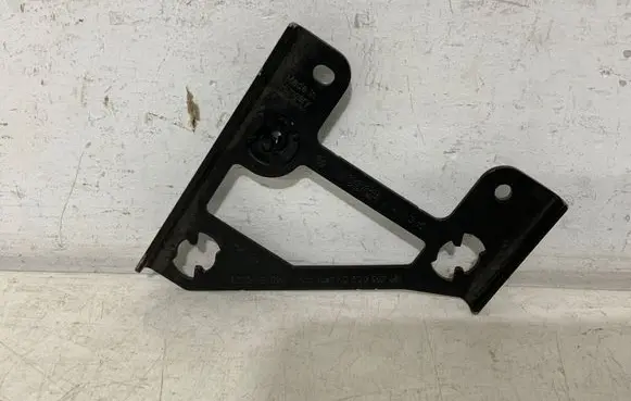 Volkswagen Golf VII Distronic sensor bracket 5Q0907461