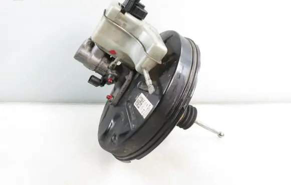 Volkswagen Tiguan Brake booster 3C1614105AP
