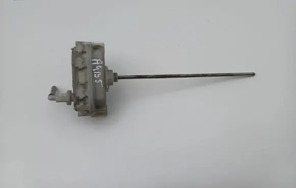 Audi A4 S4 B5 8D Central locking vacuum pump 8D0862153