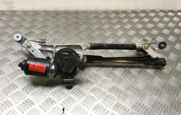 Hyundai i40 Front wiper linkage and motor 981003Z900 035248200