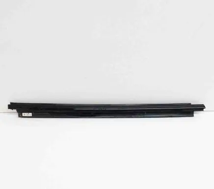 BMW 2 F22 F23 Rear door glass trim molding 7404197 7346719