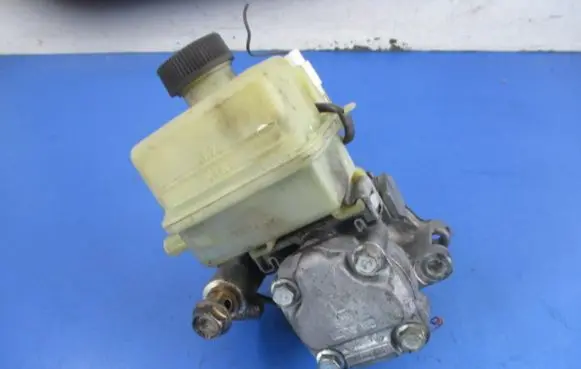 Mazda MX-5 NC Miata Power steering pump