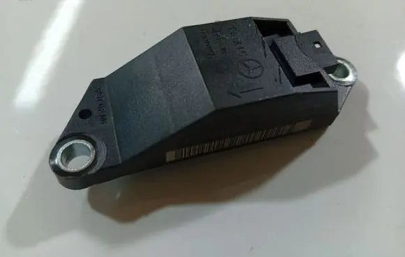 Mercedes-Benz CLS C219 Airbag deployment crash/impact sensor 25571179A4