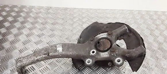Lexus IS 220D-250-350 Front wheel hub