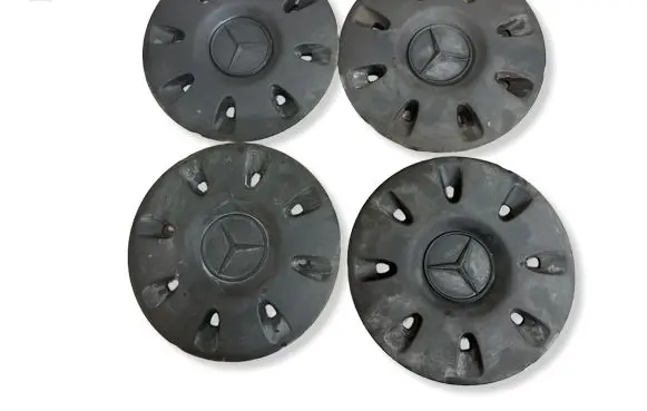 Mercedes-Benz Vito Viano W639 Original wheel cap A6394010825