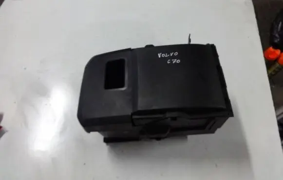 Battery box tray