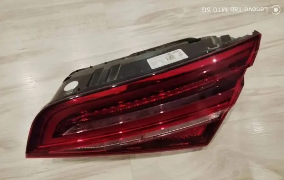 Audi A3 S3 8V Tailgate rear/tail lights 8V4945094C 2SV01283702 AU373PA