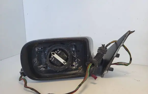 BMW 5 E39 Front door electric wing mirror 010371