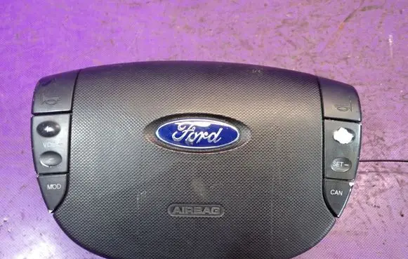 Steering wheel airbag