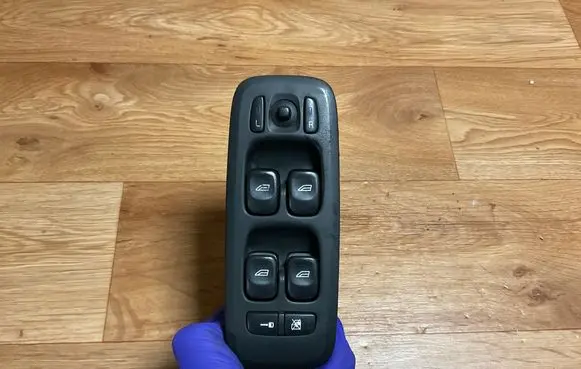 Electric window control switch